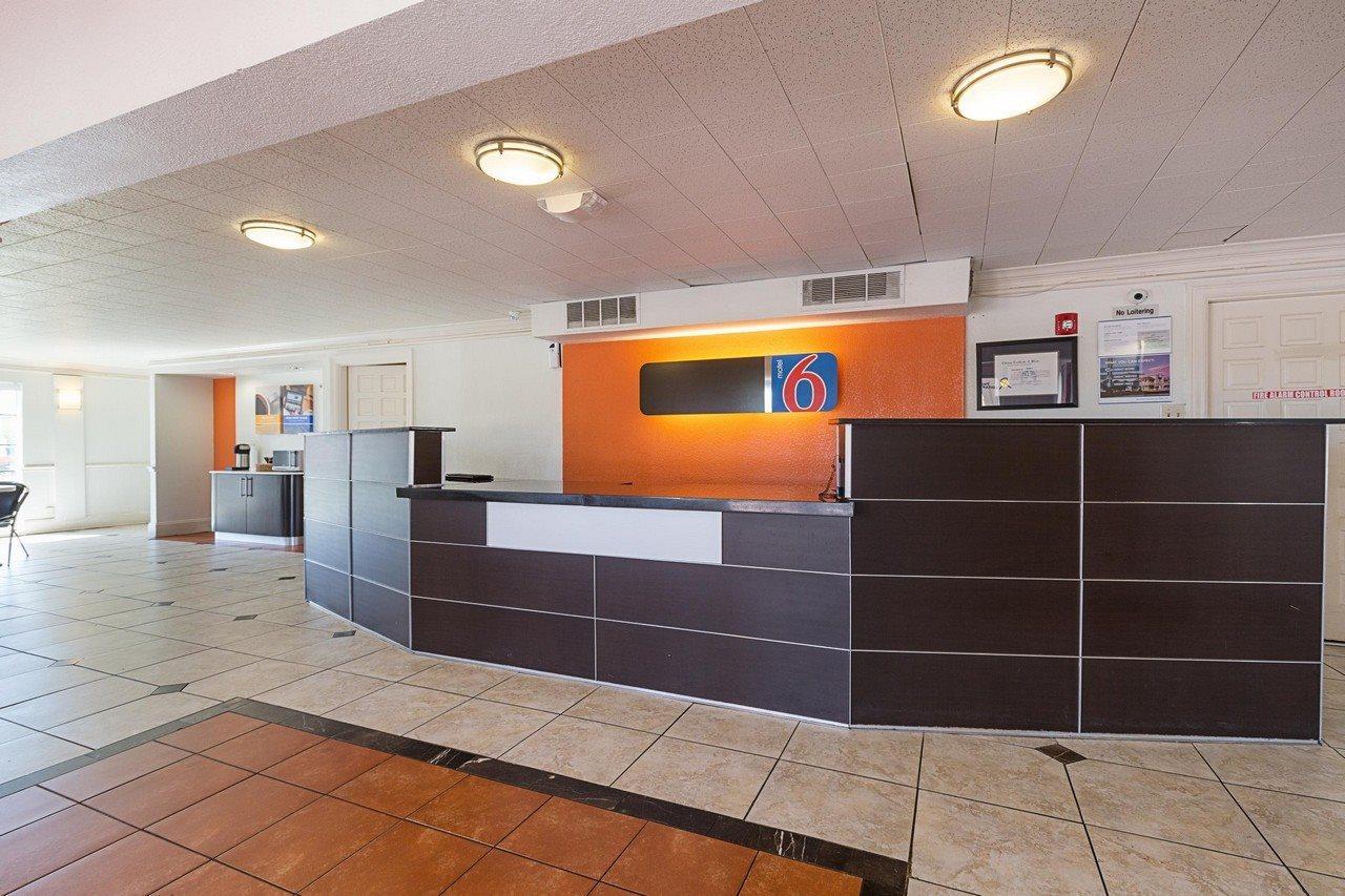 Motel 6-Dallas, Tx - Market Center Extérieur photo
