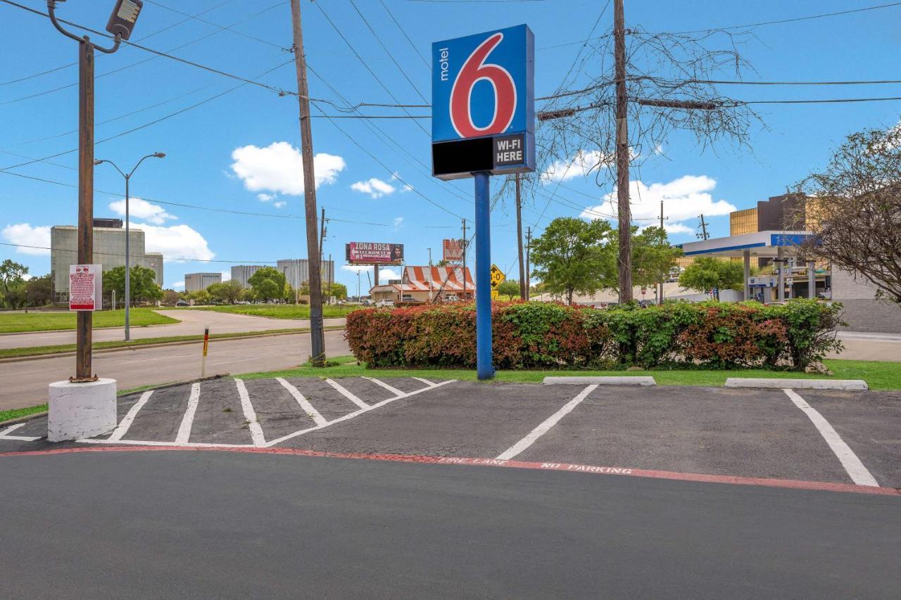 Motel 6-Dallas, Tx - Market Center Extérieur photo