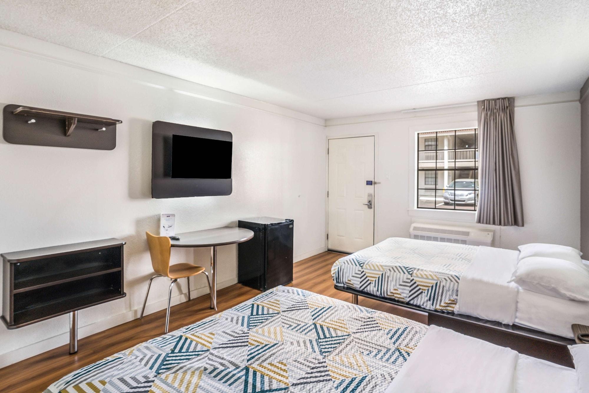 Motel 6-Dallas, Tx - Market Center Extérieur photo